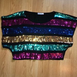Cropped sequined shirt